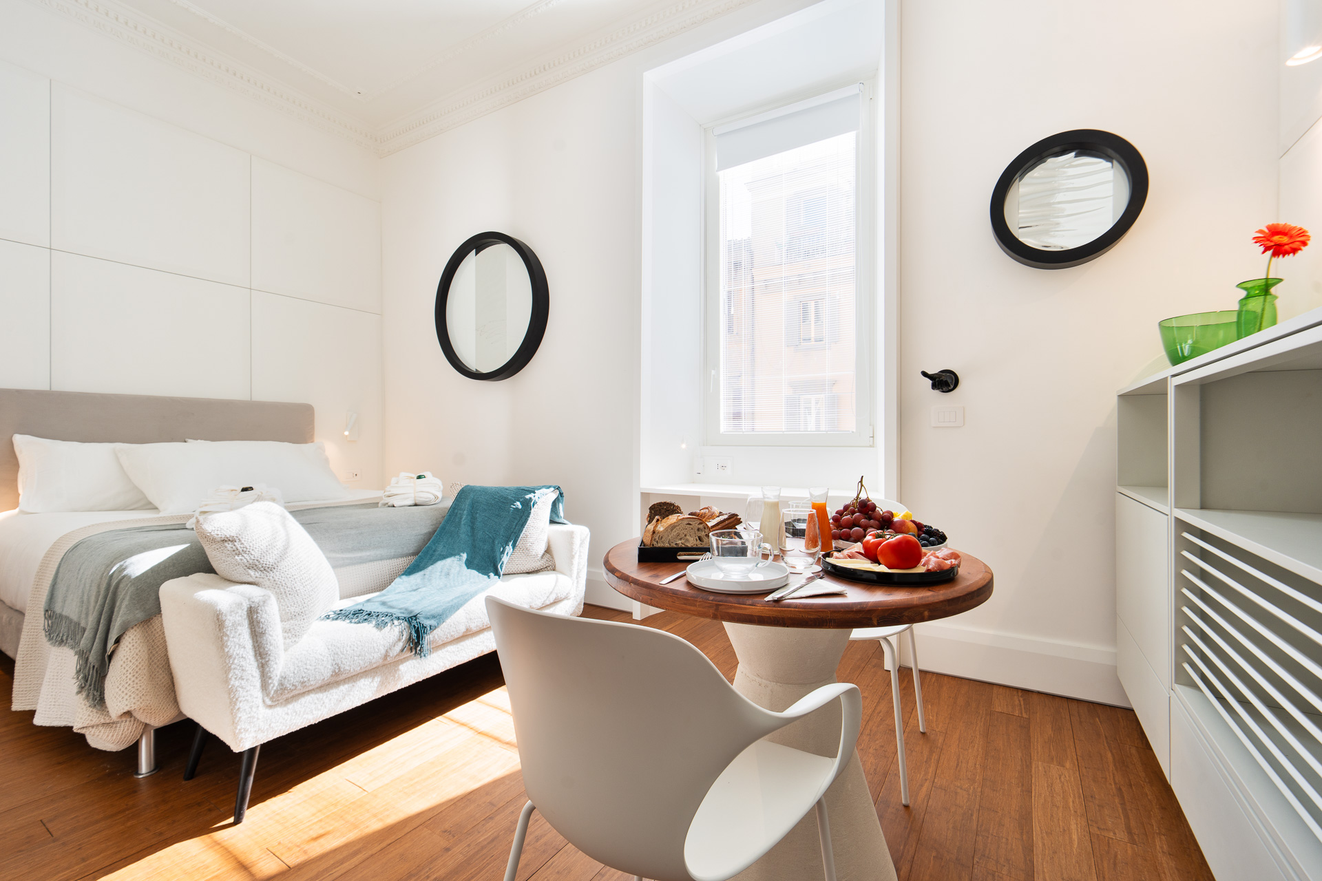 _nf-LeisureDomus_17_M1_Colazione_Letto_con colazione.jpg