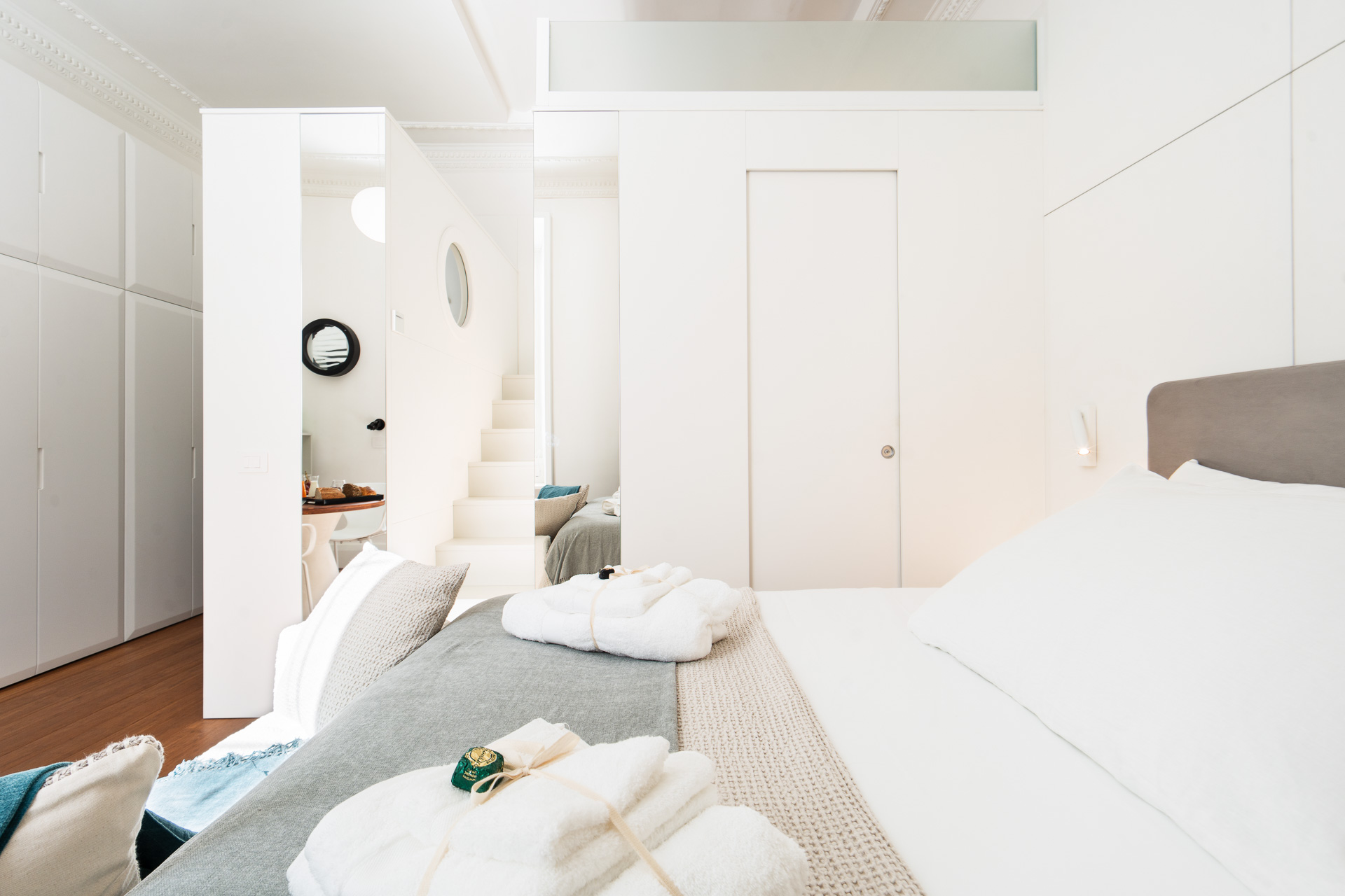 _nf-LeisureDomus_25_M1_Letto_vista laterale.jpg