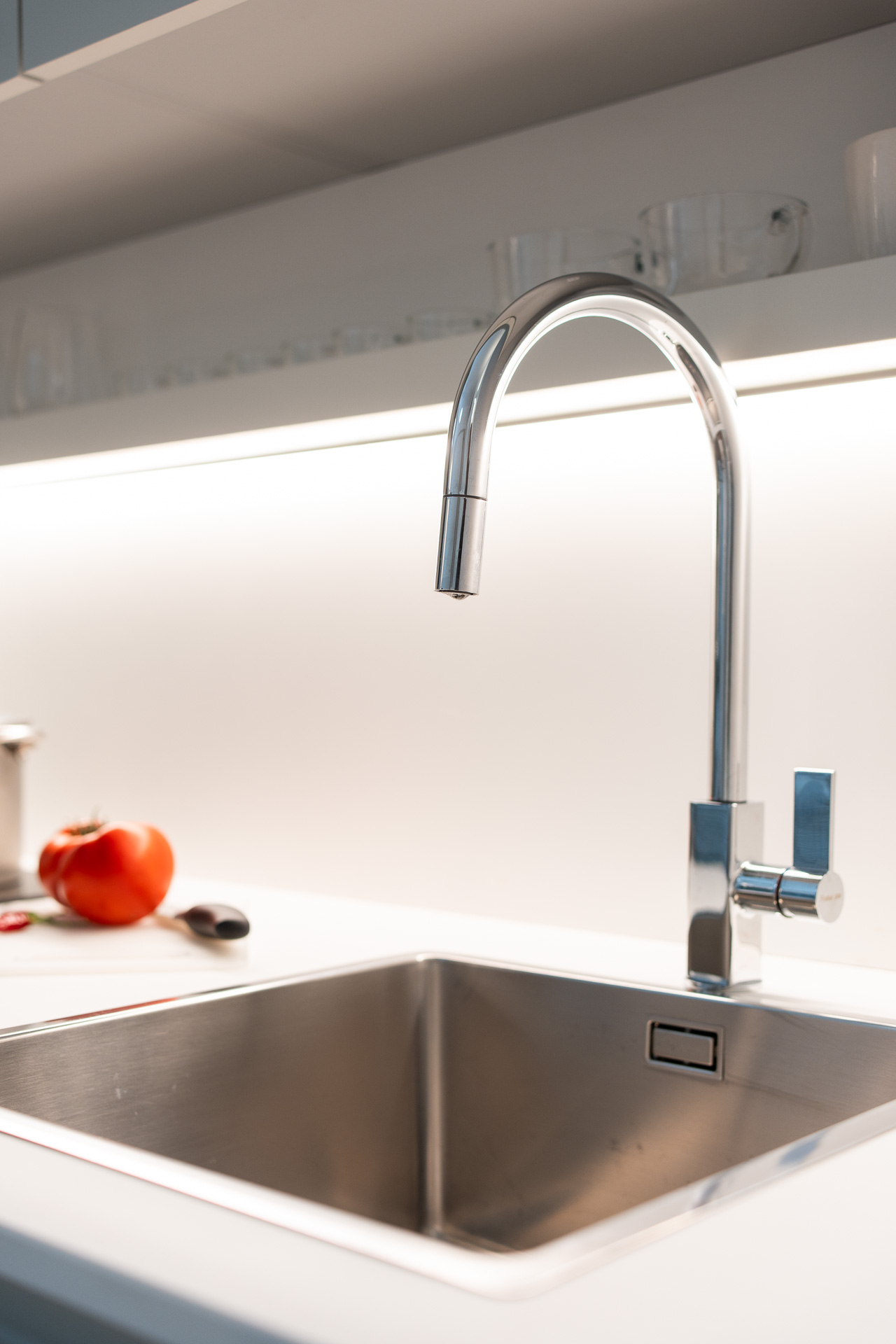 _nf-LeisureDomus_54_M2_Cucina_dettaglio lavandino.jpg