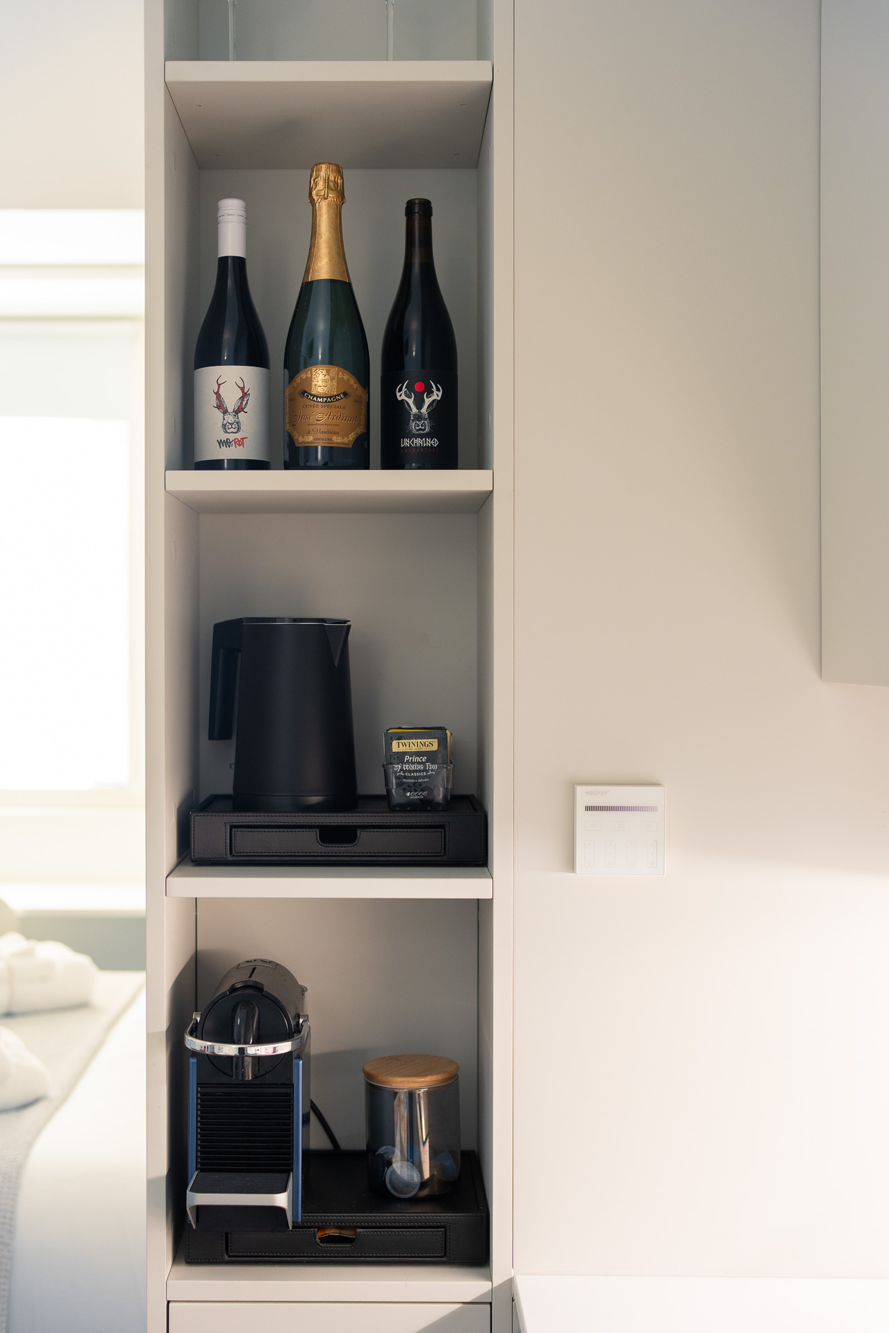 _nf-LeisureDomus_56_M2_Cucina_dettaglio caffe e bollitore.jpg