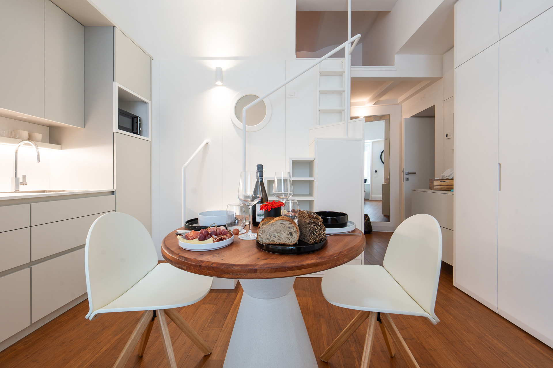 _nf-LeisureDomus_58_M2_Tavolo con aperitivo.jpg