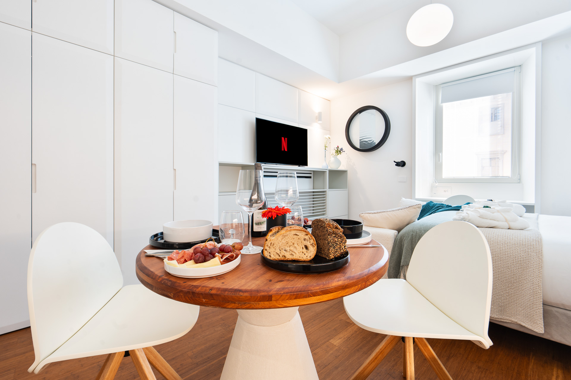 _nf-LeisureDomus_61_M2_Tavolo vista dinsieme.jpg